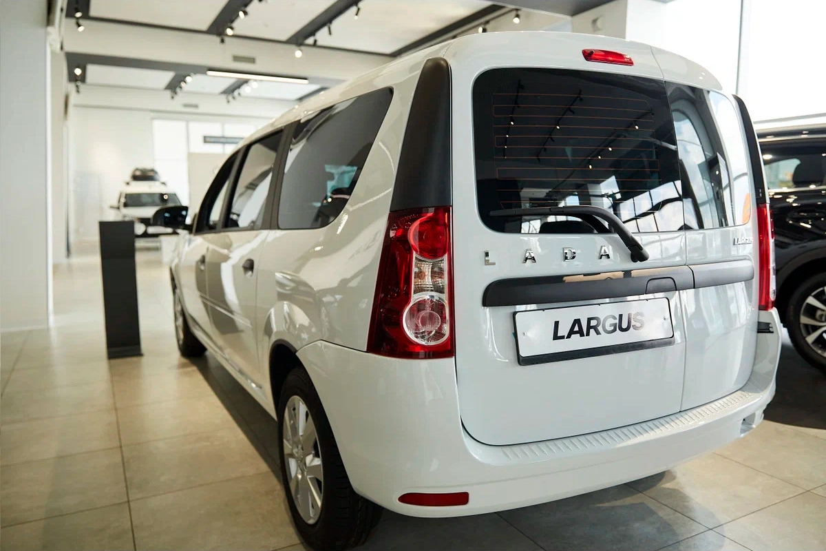 Lada Largus в Нижний Новгород - еще фото